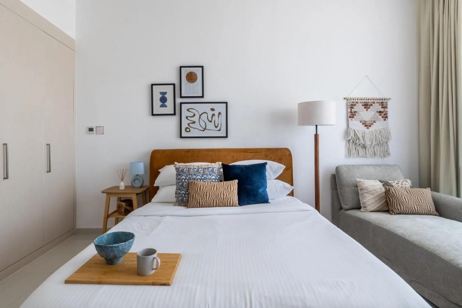 Guestready - Elegant Retreat At Damac Hills Apartment Dubai